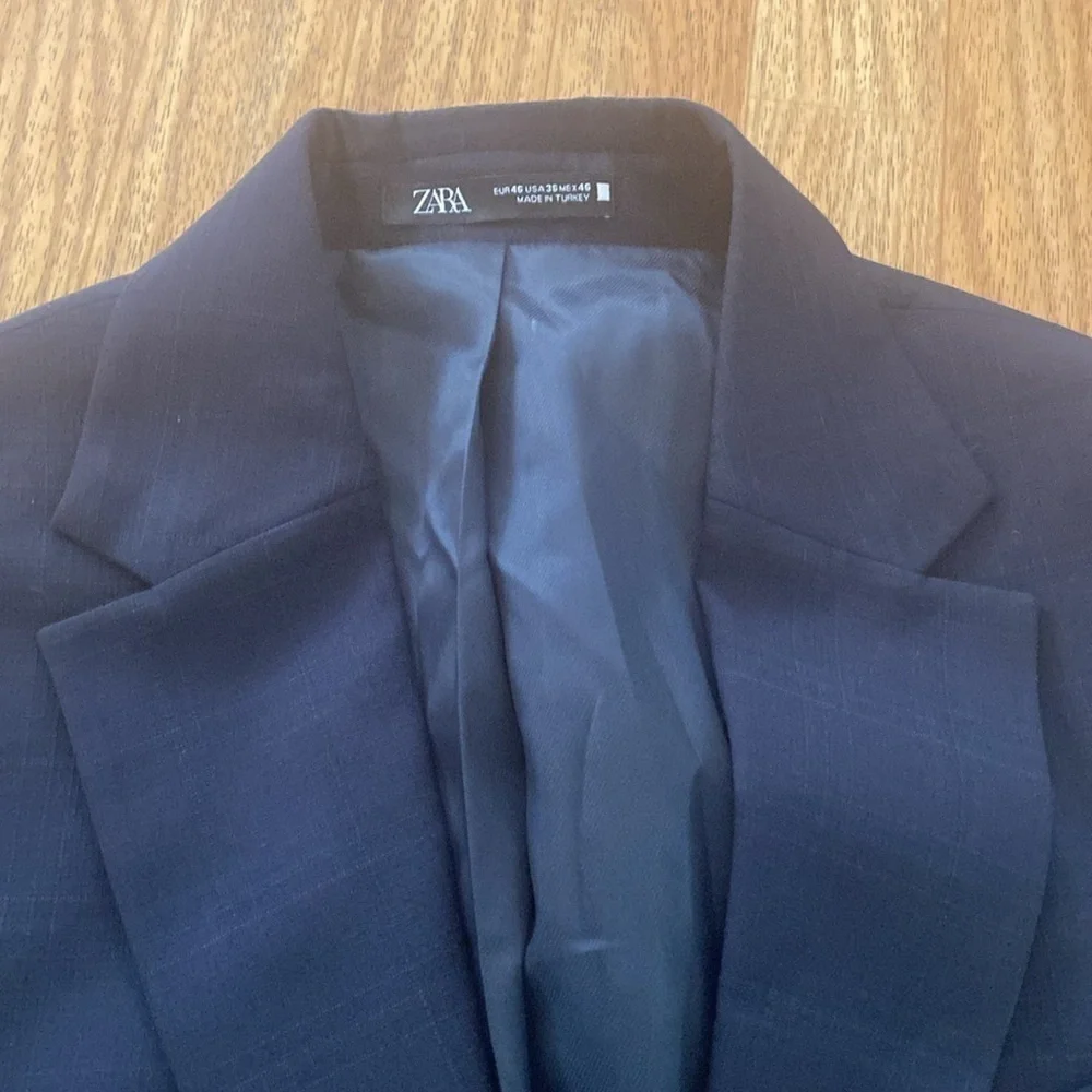 Zara Men’s NWT navy blue stretch suit jacket